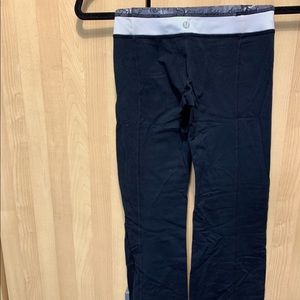 Black Lululemon pants with grey and white band size 0 regular $40